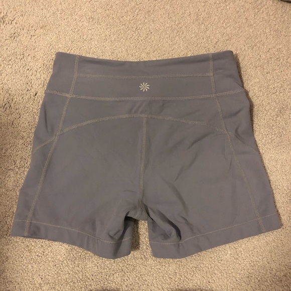 Athleta kickbooty gray yoga shorts - Picture 5 of 5